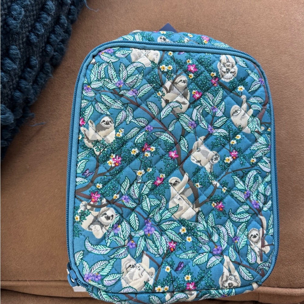 Vera Bradley Blue SLOTH Hanging Around Lunchbox Bag